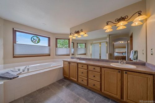 5039 Bur Oak Ln, Parker CO 80134-5448 exterior