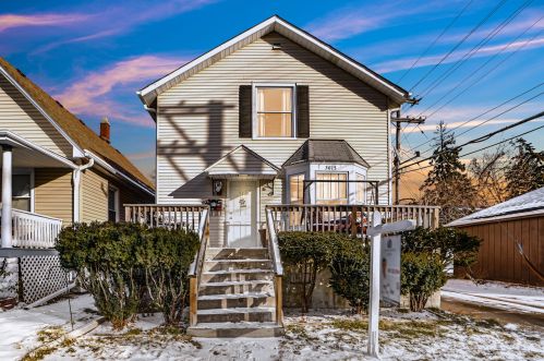 3015 Rose St, Schiller Park, IL 60131-2713