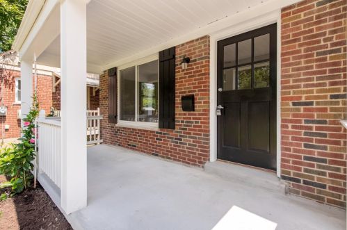 2578 Bonnie Dr, Cincinnati, OH 45230-1104