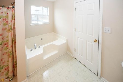 6845 Bells Lndg Cv, Rex GA 30273-2264 exterior