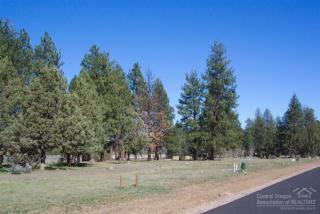 928 Black Butte Ave, Black Butte Ranch, OR 97759-5044
