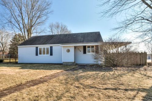 310 Fulton St, Paxton, IL 60957-1714