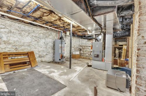 506 High St, Carlisle PA  17013-2811 exterior