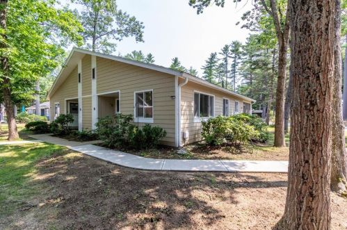 15 Piscataqua Rd, Concord, NH 03301-4645