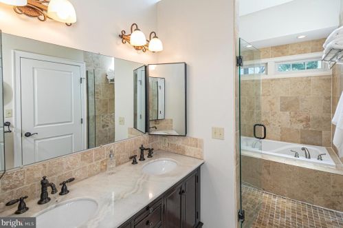 12 Canal Rd, Princeton NJ  08540-7030 exterior