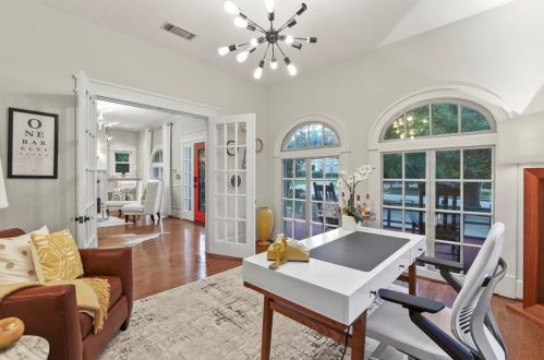 4332 Avondale Ave, Dallas TX  75219-3115 exterior