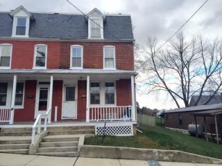 31 Lee St, York PA  17403-1705 exterior