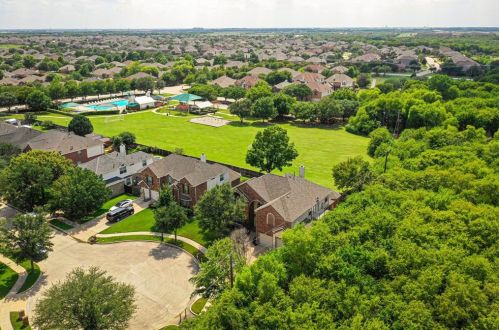 7 Monticello Ct, Midlothian, TX 76063-5547