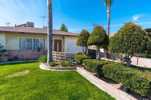 830 D St, Colton, CA 92324-2605