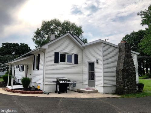 314 Southard Ave, Waterford, NJ 08089-2302