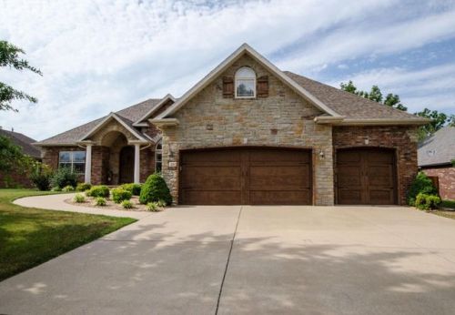 201 Grace St, Republic, MO 65738-2663