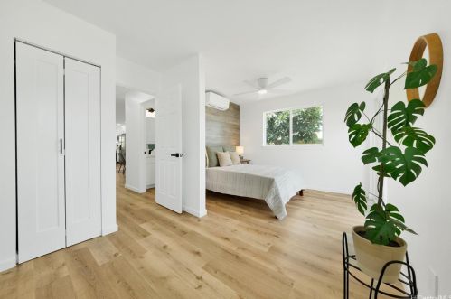 523 Kekupua St, Honolulu HI 96825-2303 exterior