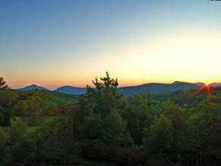 39 Rough Bark Rd, Sapphire, NC 28774-7698