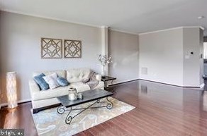 3819 Koval Ln, Woodbridge, VA 22192-7423