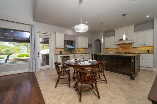 635 Mnr Dr, Argyle TX 76226-5920 exterior