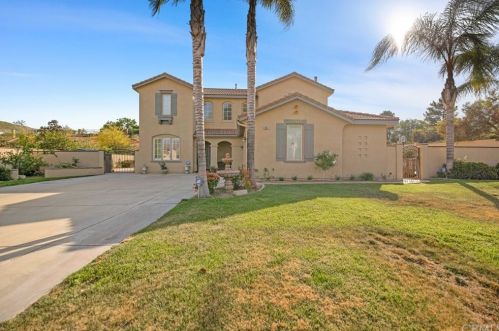 6001 Cannich Rd, Riverside, CA 92507-8478