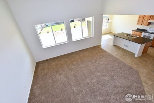 2737 Sapphire St, Loveland CO 80537-2024 exterior