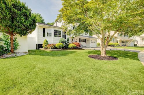 42 Dumas Rd, Old Bridge, NJ 08857-1679