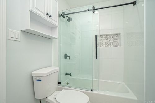 511 Allen Ave, Glendale CA  91201-2505 exterior