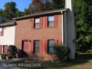945 Silverwood Dr, Atlanta GA  30349-6492 exterior