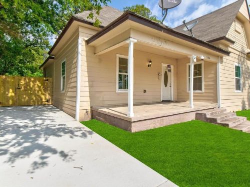 204 New York Ave, Fort Worth, TX 76104-1559