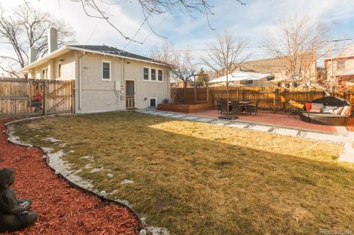 3858 King St, Denver, CO 80211-1930