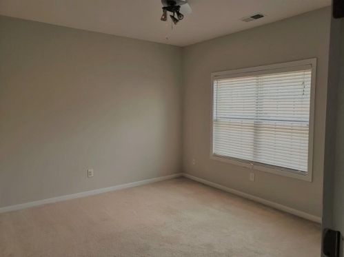 5303 Heyward Pl, Atlanta GA  30349-1252 exterior