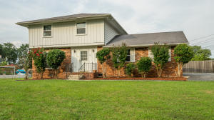 211 Clara Dr, Hixson, TN 37343-1701