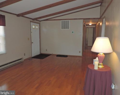 17 Bush Chapel Rd, Aberdeen, MD 21001-2911