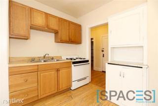 3921 Janssen Ave, Chicago IL  60613-2610 exterior