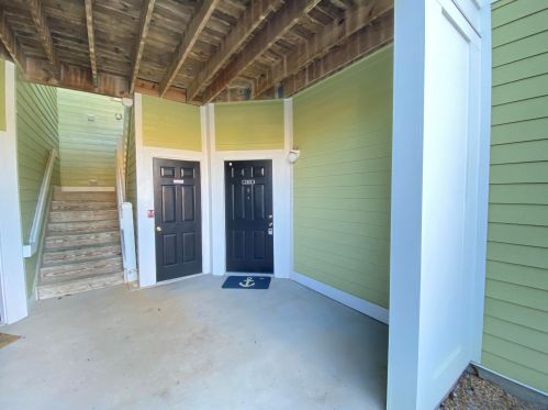 1515 Rosewood Ln, Mount Pleasant SC  29464-3266 exterior