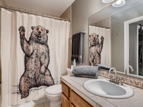 628 Naples Way, Aurora CO 80011-4550 exterior