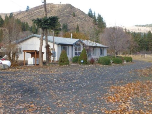 41 Chuckarut Ln, Goose Prairie, WA 98937-8929