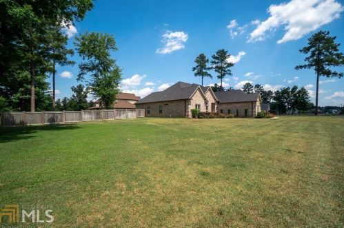 356 Sage Meadows Ln, Bonaire, GA 31005-3599
