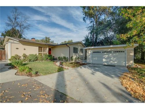 975 New York Dr, Altadena, CA 91001-3155