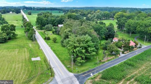 1917 Walnut Bottom Rd, Carlisle PA  17015-9624 exterior