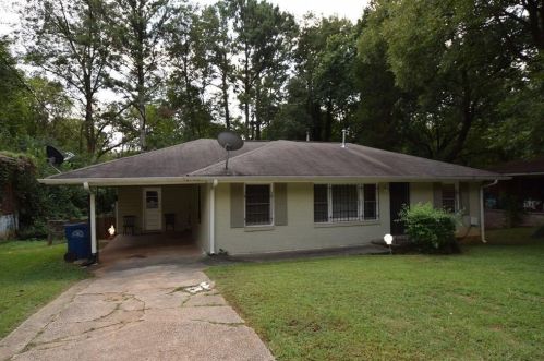 349 Laquita Dr, Atlanta, GA 30315-6610