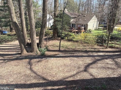 9492 Vollmerhausen Dr, Columbia MD  21046-2004 exterior