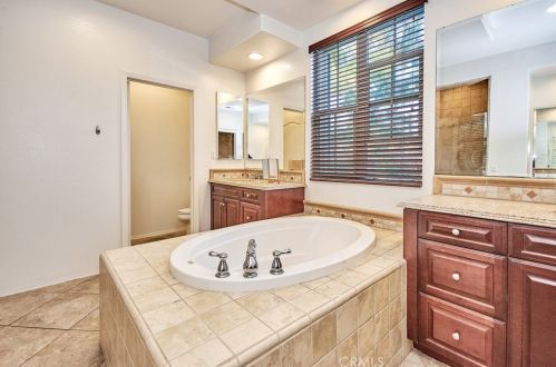 66 White Sage, Irvine CA 92618-8803 exterior