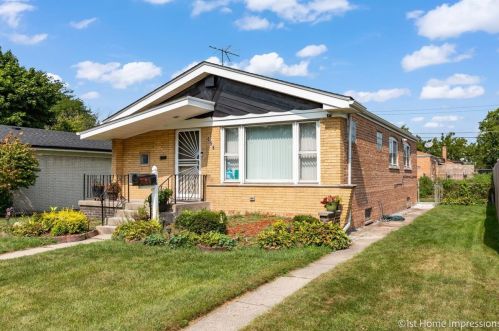 656 154th St, Dolton, IL 60419-2670
