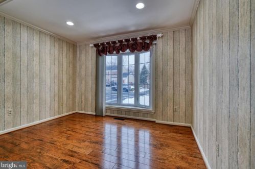 1609 Mithering Ln, Silver Spring MD 20905-7045 exterior