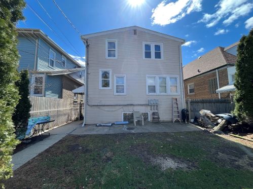 4914 Altgeld St, Chicago, IL 60639-2517