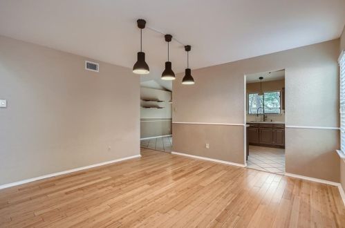 6700 Corpus Christi Dr, Austin TX  78729-7569 exterior