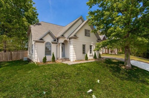 6402 Ivey Terrace Dr, Mableton, GA 30126-4541