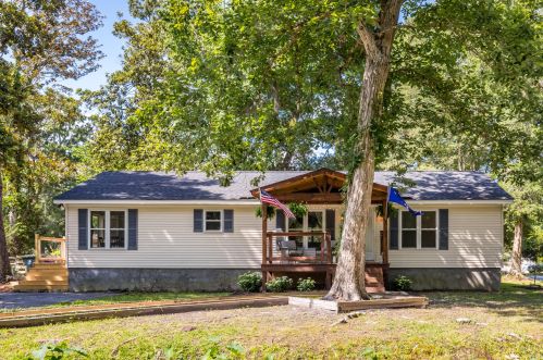 1986 Nitsa St, Johns Island, SC 29455-8112