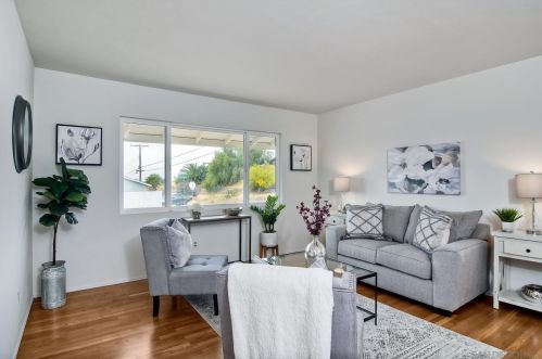 6902 Daventry St, Lemon Grove, CA 91945-3427
