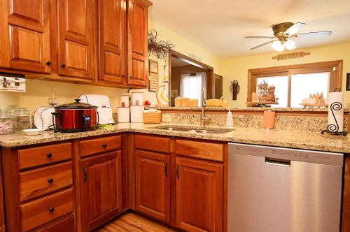5541 Meissen Dr, Springfield OH  45502-8878 exterior