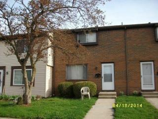 4876 Foxcroft Ct, Columbus OH  43232-4119 exterior