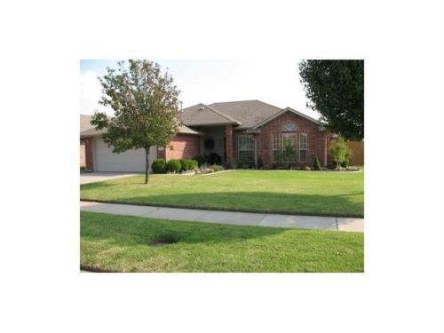 700 Verreaux Ct, Norman, OK 73072-8186