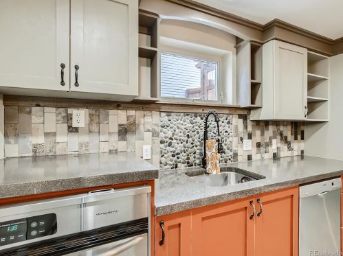 4754 Bannock St, Englewood CO 80110-6533 exterior